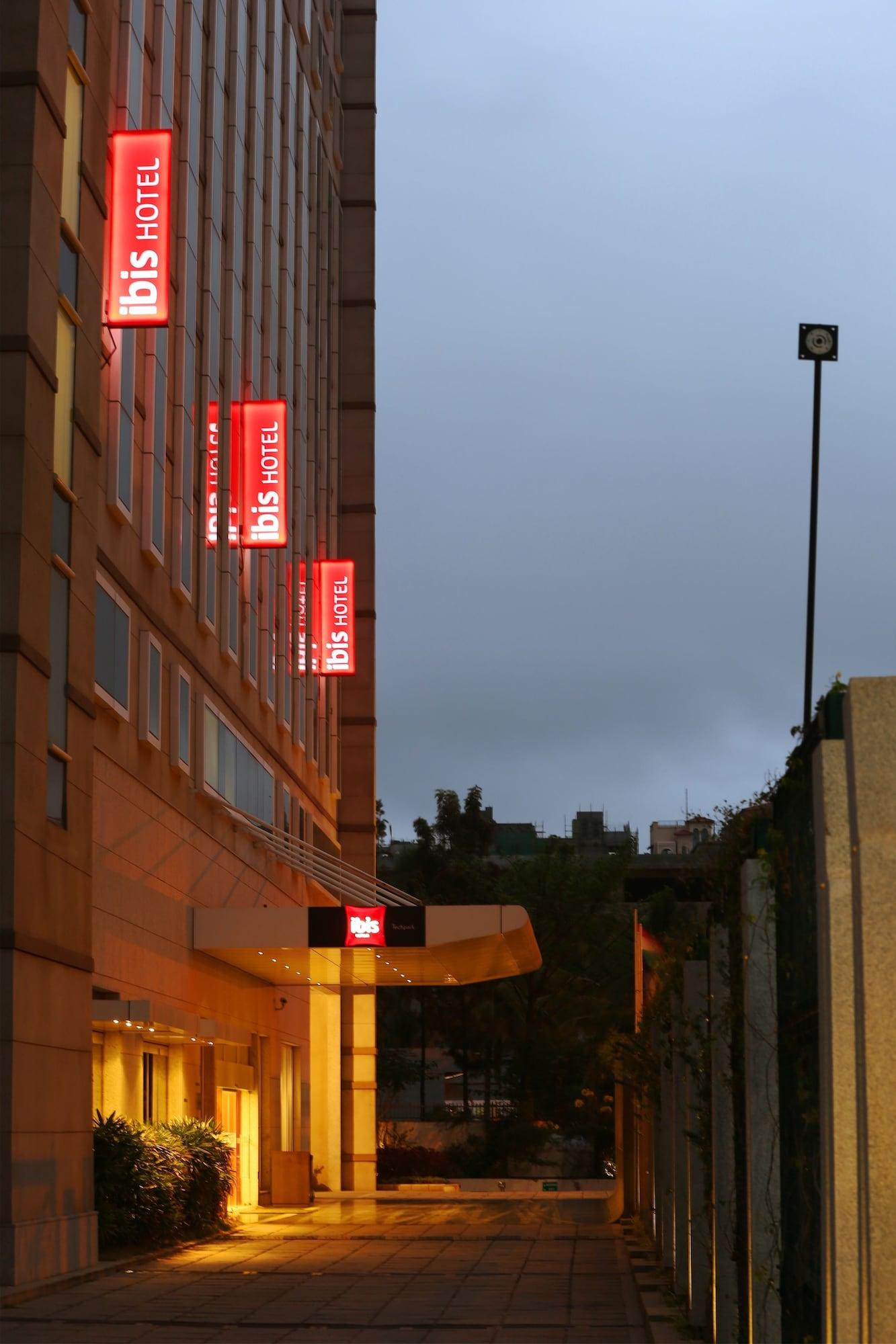 Ibis Bengaluru Outer Ring Road Hotell Exteriör bild