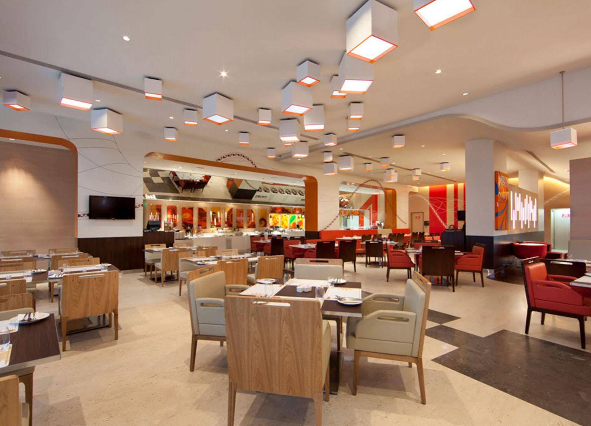 Ibis Bengaluru Outer Ring Road Hotell Exteriör bild